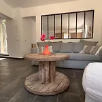 Independant Avec Jardin Prive بيت للعطل