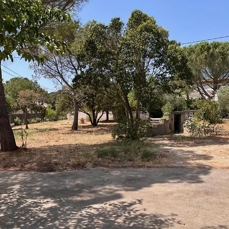 Maisonnette Independante Avec Jardin/patio בית נופש נים