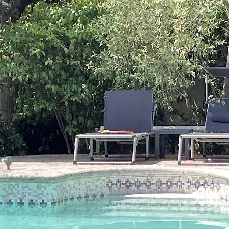 בית נופש Maisonnette Independante Avec Jardin/patio